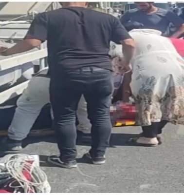 Aydın’ın Kuşadası ilçesinde beton mikseri kazası: 1 Ölü, 1 Yaralı