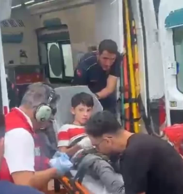 Çorum'da parmağı kopan çocuğun yardımına ambulans helikopter koştu