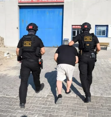 FETÖ'cü Burkay Karatepe'nin saklanmasına yardım eden şahıs tutuklandı!