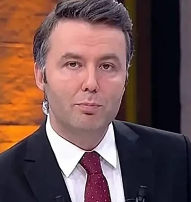 Mehmet Akif Ersoy'dan tahliye ve beraat vaadiyle para isteyen 4 şüpheli hakimliğe sevk edildi