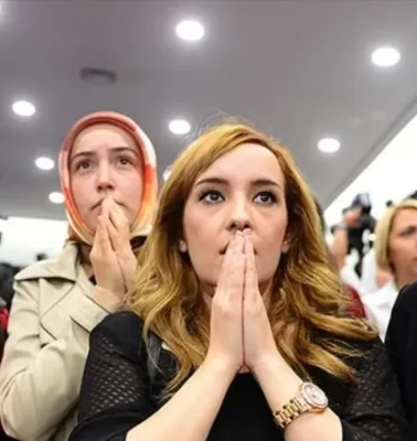 MEB'den sözleşmeli öğretmenlere müjde! Aile birliği iller arası yer değiştirme başvuruları başlıyor