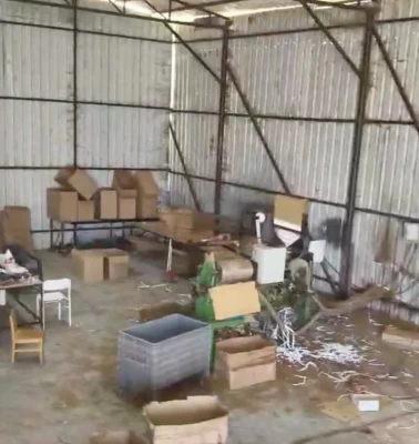 Sakarya'da besihane görünümlü kaçak sigara fabrikasına operasyon: 610 bin dolu makaron ele geçirildi