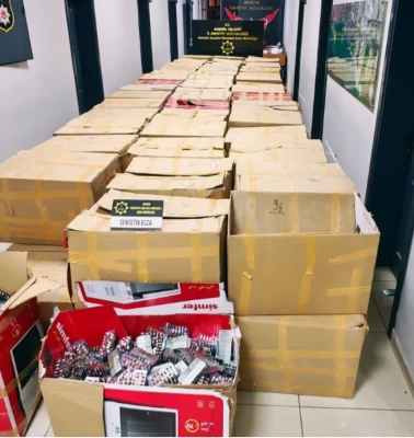 Mersin’de asansör firmasına uyuşturucu operasyonu