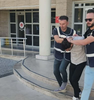 Atatürk büstünü söküp götürmesinin bedeli ağır oldu!