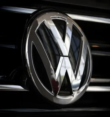 Volkswagen'den 50 bin kişiyi kapsayan işten çıkarma planına onay