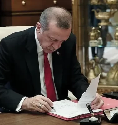 Resmi Gazete'de dev atama dalgası