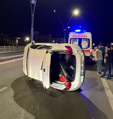 Kaza sonrası yürek burkan görüntü! Kardeşi gözyaşlarına boğuldu