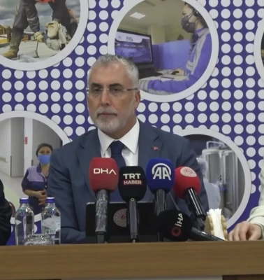 Bakan Işıkhan, Yalova'da iş dünyasıyla buluştu: Terörsüz Türkiye ile kalkınma hamlesine yeni ivme kazandıracağız