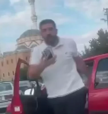 Ankara’da korna kavgası! Sürücünün önünü kesip tehdit etmişti