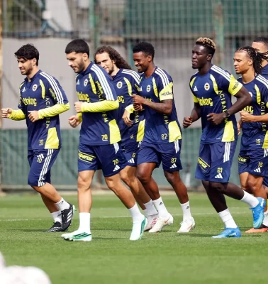 Fenerbahçe'de Ç. Rizespor hazırlıklarını sürdürdü