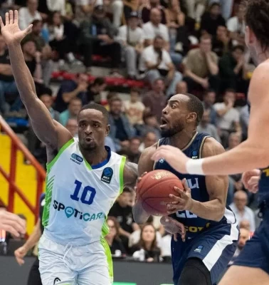TOFAŞ, EuroCup'ta uzatmalarda yıkıldı!