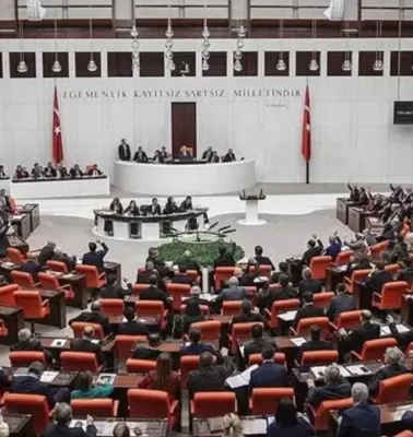 Tasfiye kararı verilen fonlara ilişkin kanun teklifinin ilk 5 maddesi kabul edildi