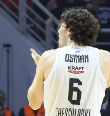 Cedi Osman PAOK'ta 21 sayıyla maçın yıldızı oldu