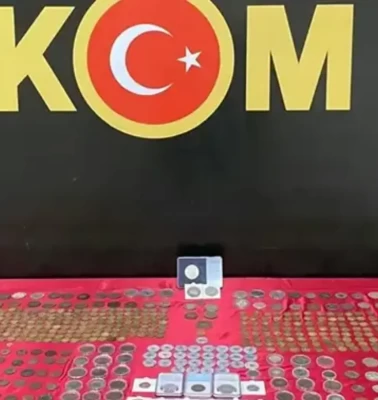 İzmir’de tarihi eser operasyonu