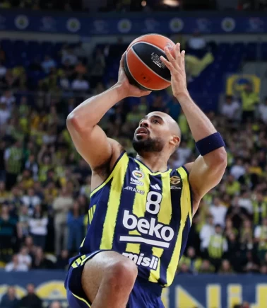 Fenerbahçe, EuroLeague’de Asvel’i rahat geçti