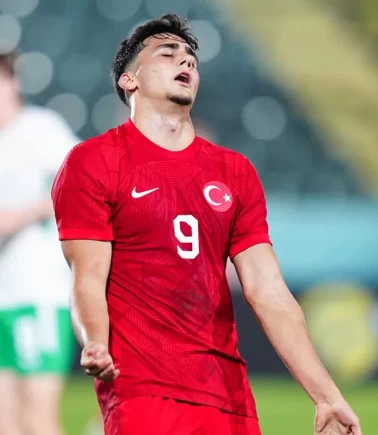 Beşiktaş’a Mustafa Hekimoğlu’ndan kötü haber