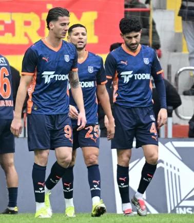 Başakşehir, Süper Lig’de doludizgin