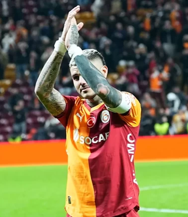 Mauro Icardi tarihe geçti