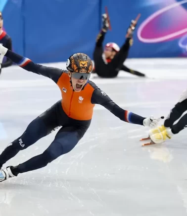 Jens van ’t Wout bin metrede zirvede