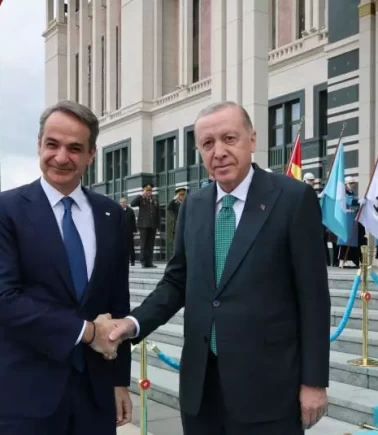 Cumhurbaşkanı Erdoğan ve Miçotakis arasında kritik zirve!