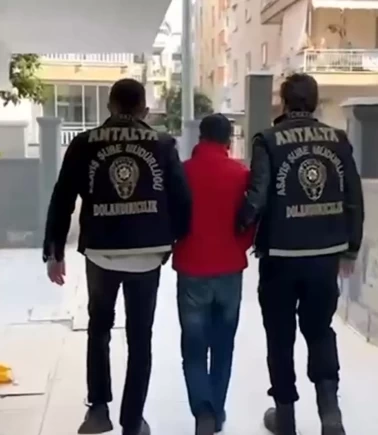 'Yardım dağıtıyoruz' diyerek dolandırdılar!
