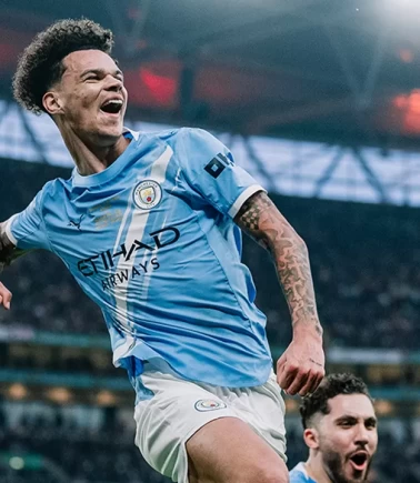 İngiltere Lig Kupası'nda şampiyon Manchester City!