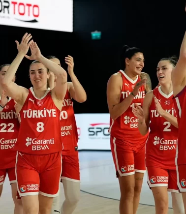 Potanın Perileri, Dünya Kupası elemelerine başlıyor