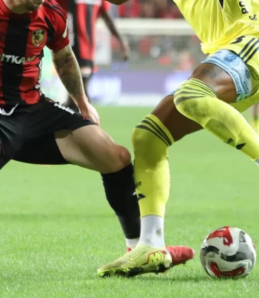 Fenerbahçe-Gaziantep FK maçının ilk 11'leri belli oldu