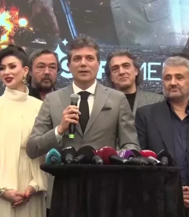 Çatlı filmi tüm zamanların gişe rekorunu kırdı!