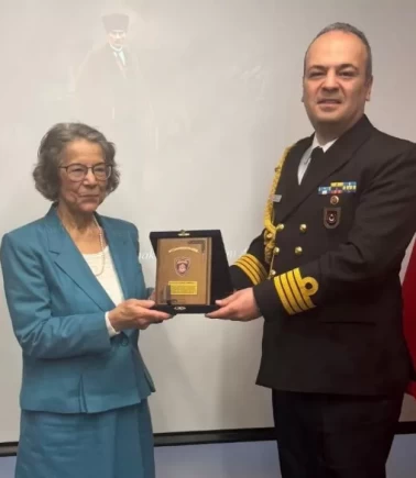 NASA'da çalışan Türk asıllı Kumrucu'ya takdim edildi