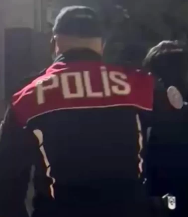 13-14 yaşındaki çocuklar boş arsada silahla atış talimi yaptı!