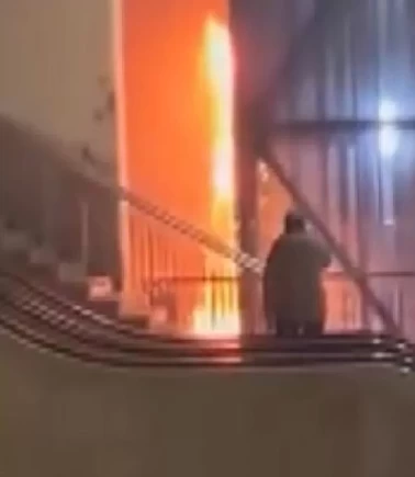 Taksim metrosunda asansör yangını