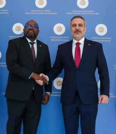 Bakan Fidan, Botsvanalı mevkidaşı ile Ankara'da bir araya geldi