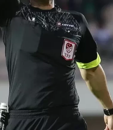 Süper Lig'de erteleme maçlarının hakemleri açıklandı