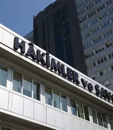 HSK, 11 hakim ve savcının görev yerini değiştirdi