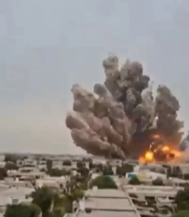 ABD ve İsrail, İran'ın mühimmat deposunu hedef aldı!