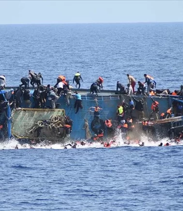 Arakanlı Müslümanları taşıyan tekne alabora oldu: 250 kayıp