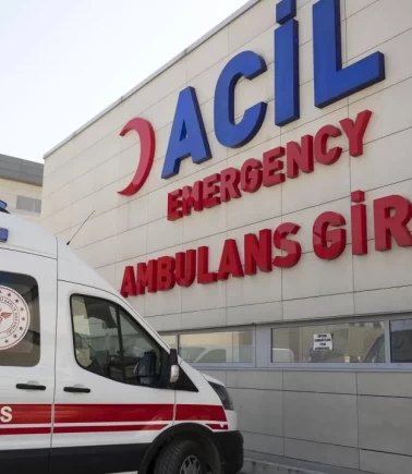 Diş ağrısı yüzünden içmediği kalmadı!