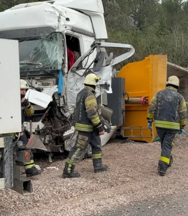 TEM Otoyolu’nda feci zincirleme kaza