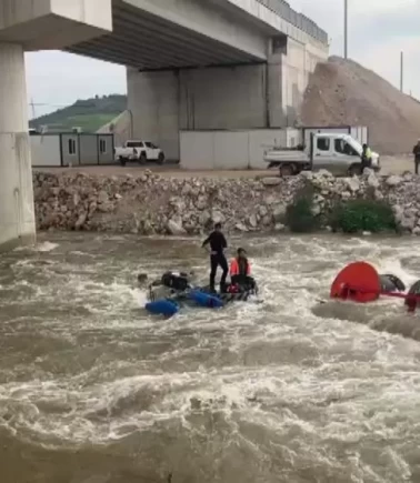 Bursa’da dere geçişi kabusa döndü!