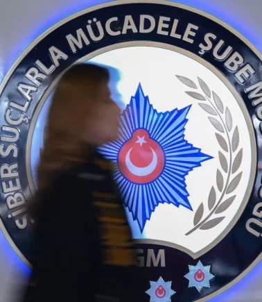 İstanbul'da "kolay para" tuzağına siber darbe