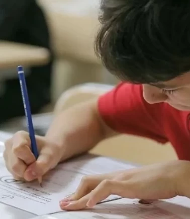 Bursluluk sınavı giriş belgeleri erişime açıldı!