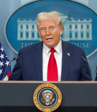 Trump: 'Dünya kadar vaktim var ama İran'ın yok'