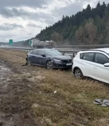 Anadolu Otoyolu'nda feci kaza!