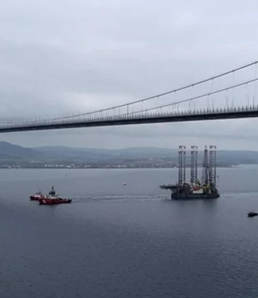 Çanakkale Boğazı'nda tanker alarmı: Trafik çift yönlü durduruldu