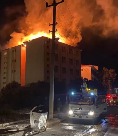 Aydın’da yurt yangını paniği!