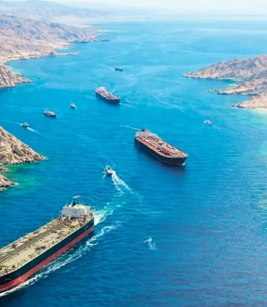 Hürmüz Boğazı’nda tansiyon yükseliyor