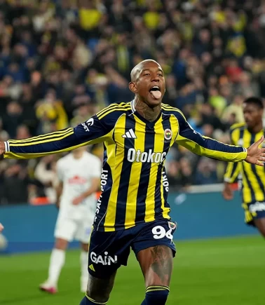 Fenerbahçe'de Talisca 16. golünü attı!