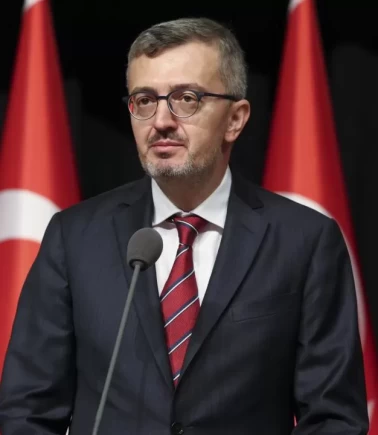 İletişim Başkanı Duran'dan '23 Nisan' mesajı