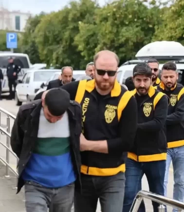 İstanbul ve Adana’da dev operasyon